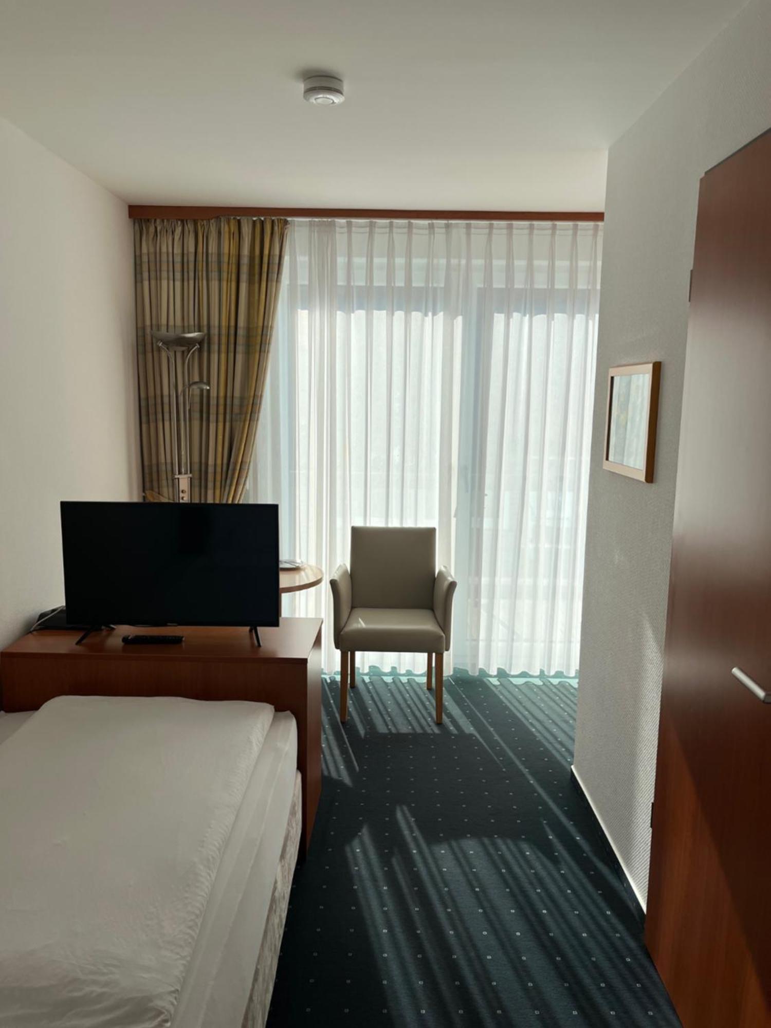 Haus Koebesine Hotell Juist Exteriör bild