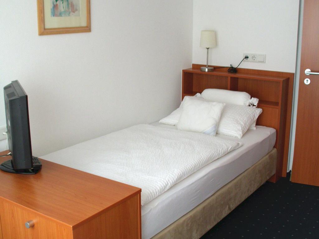 Haus Koebesine Hotell Juist Rum bild